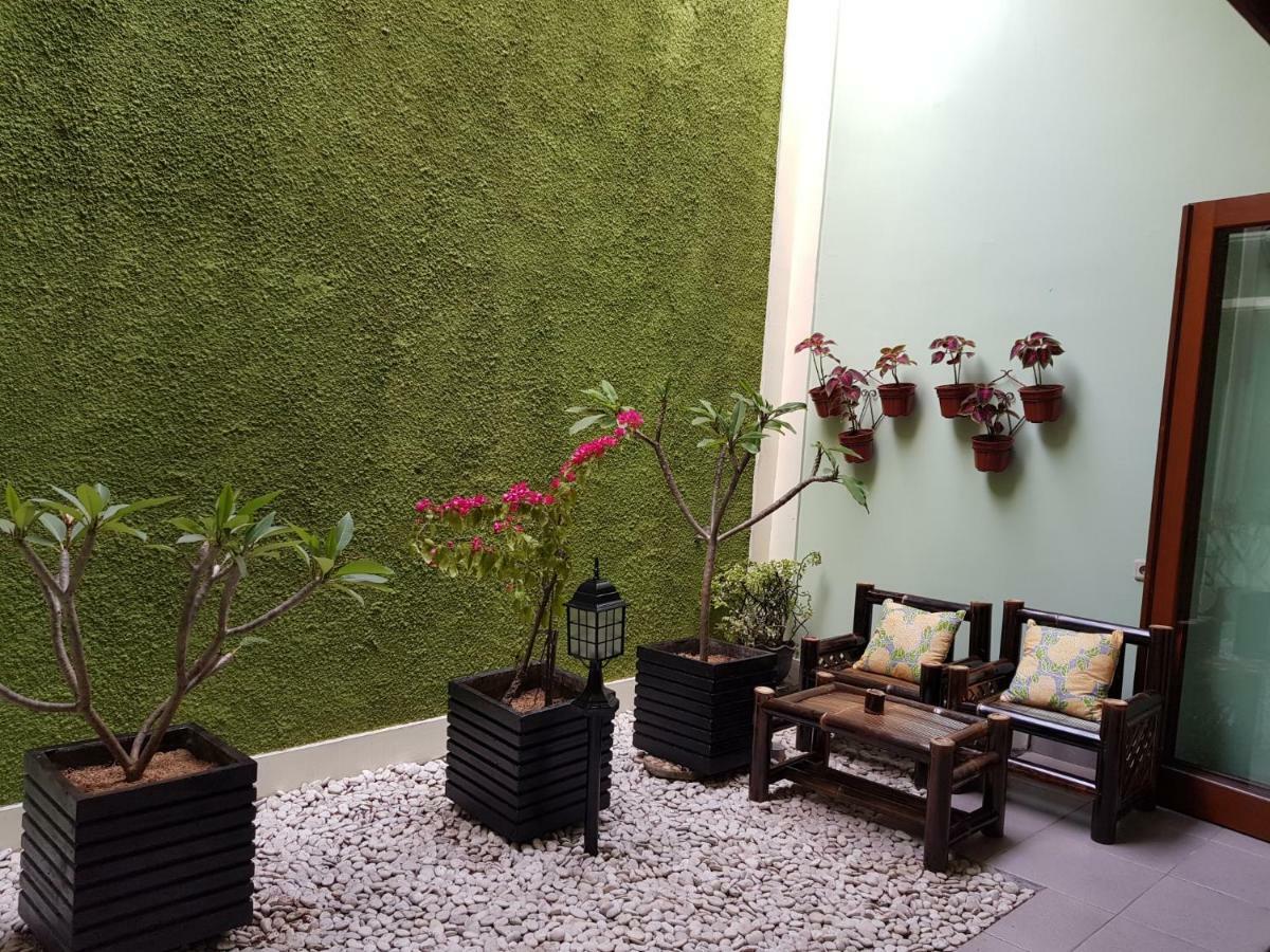Rumah Satoe Depok Extérieur photo