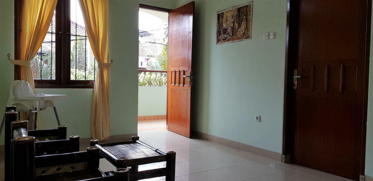 Rumah Satoe Depok Extérieur photo