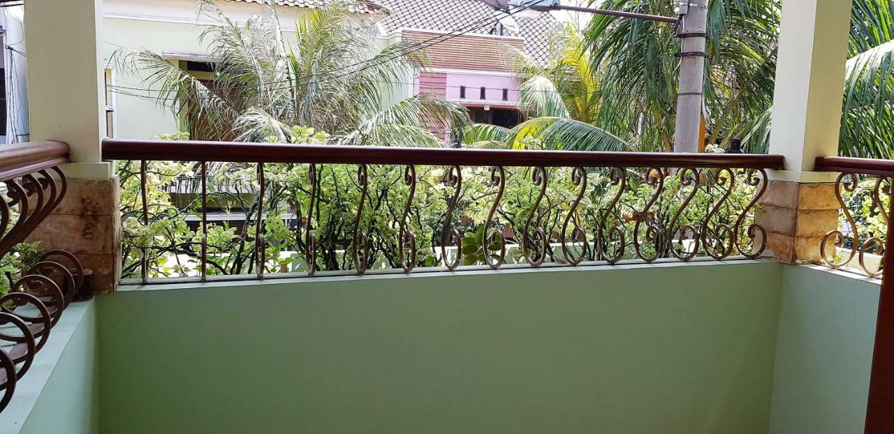 Rumah Satoe Depok Extérieur photo