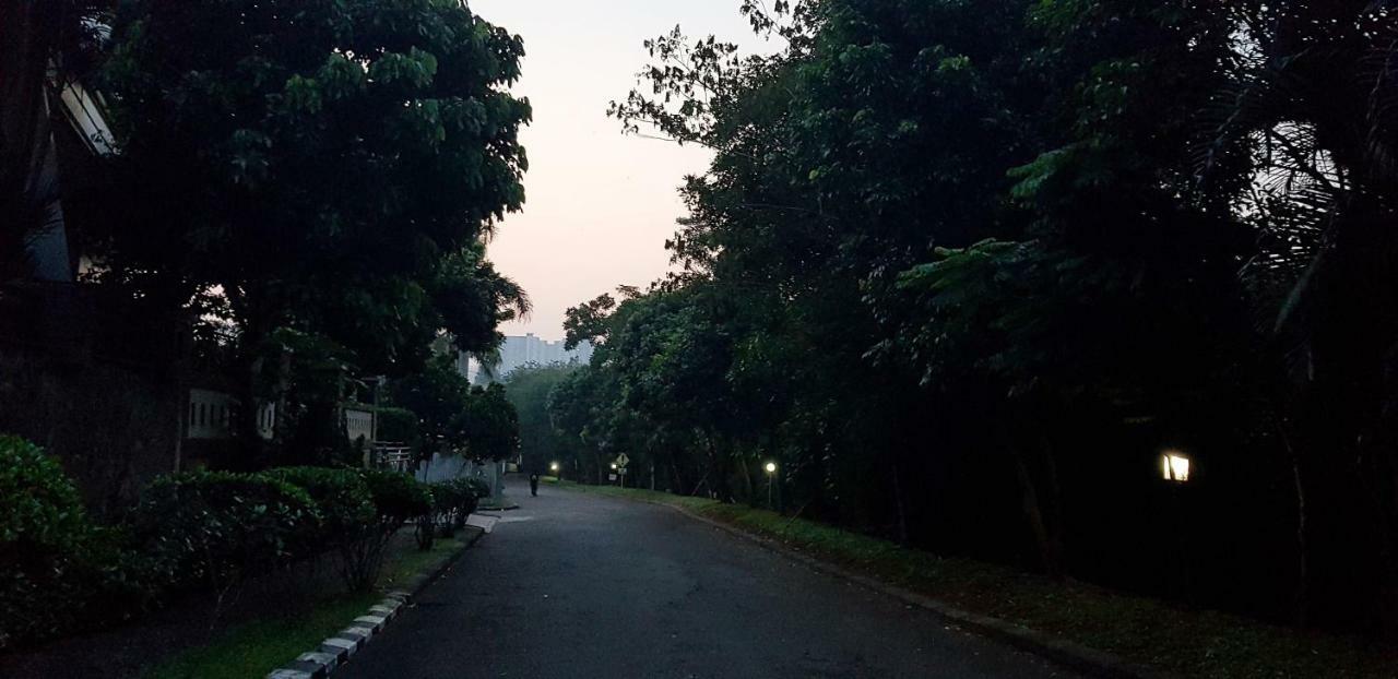 Rumah Satoe Depok Extérieur photo